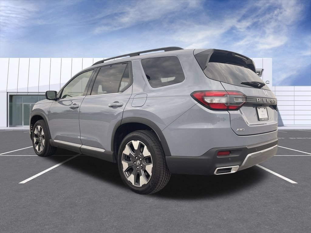 Used 2026 Honda Pilot Elite image 6