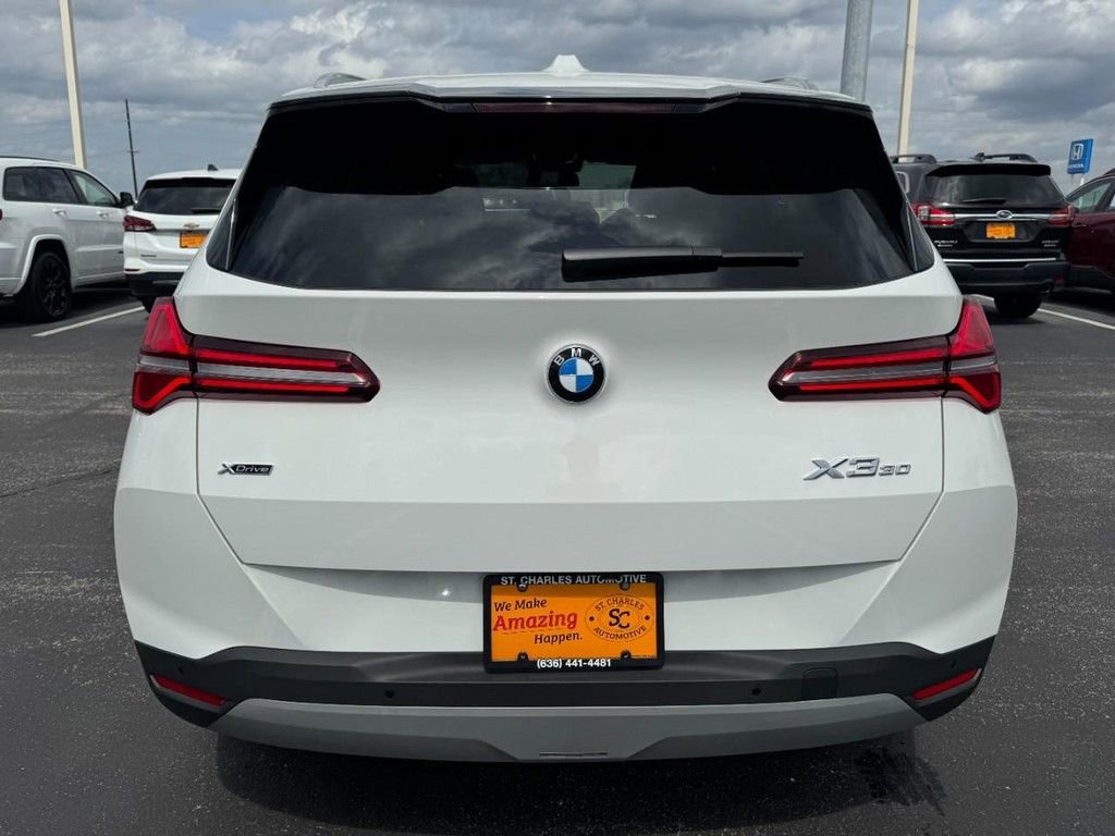 Used 2026 BMW X3 xDrive30 image 4