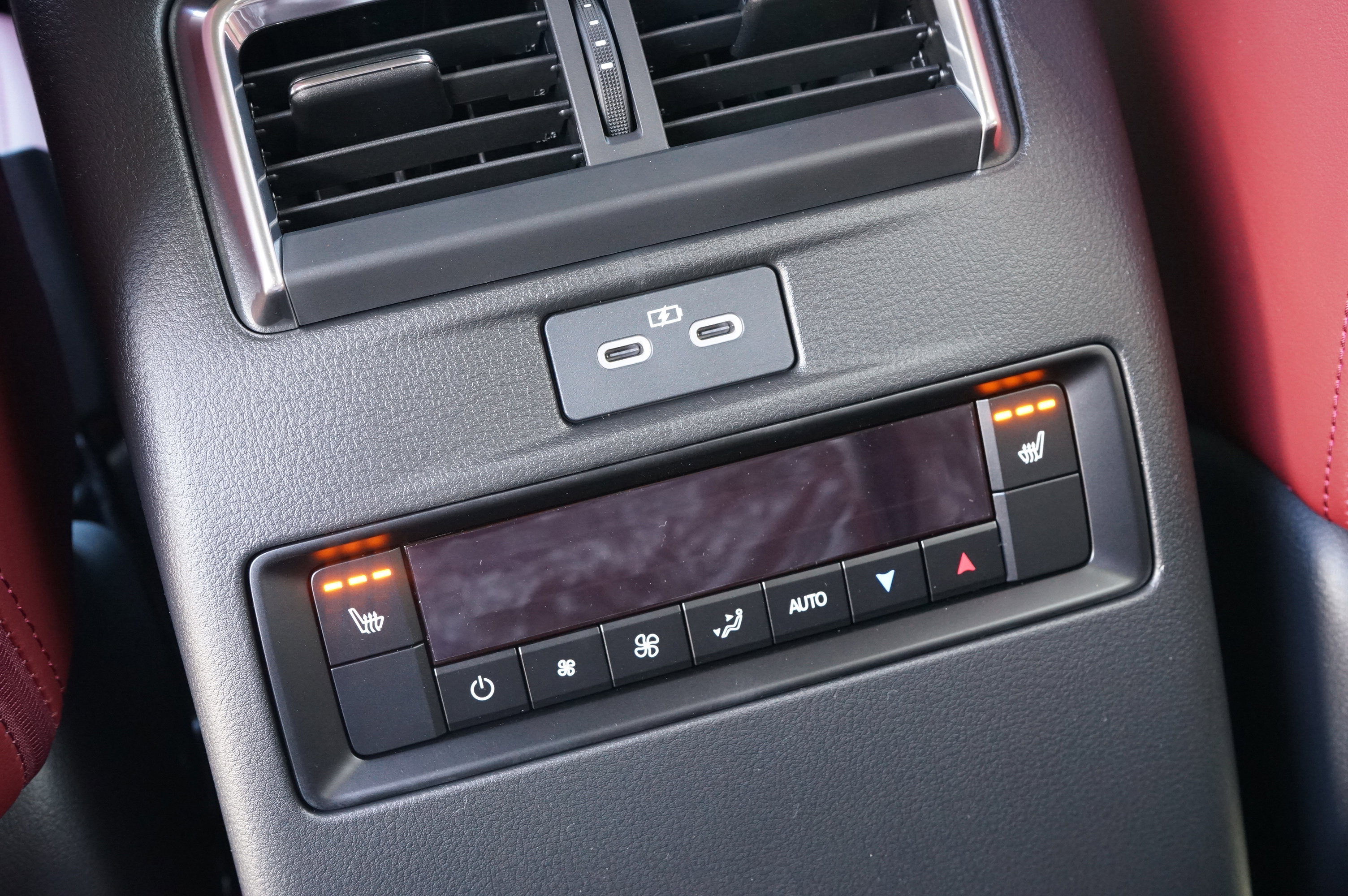 New 2025 MAZDA CX-70 Plug-In Hybrid w/ Premium Plus image 24
