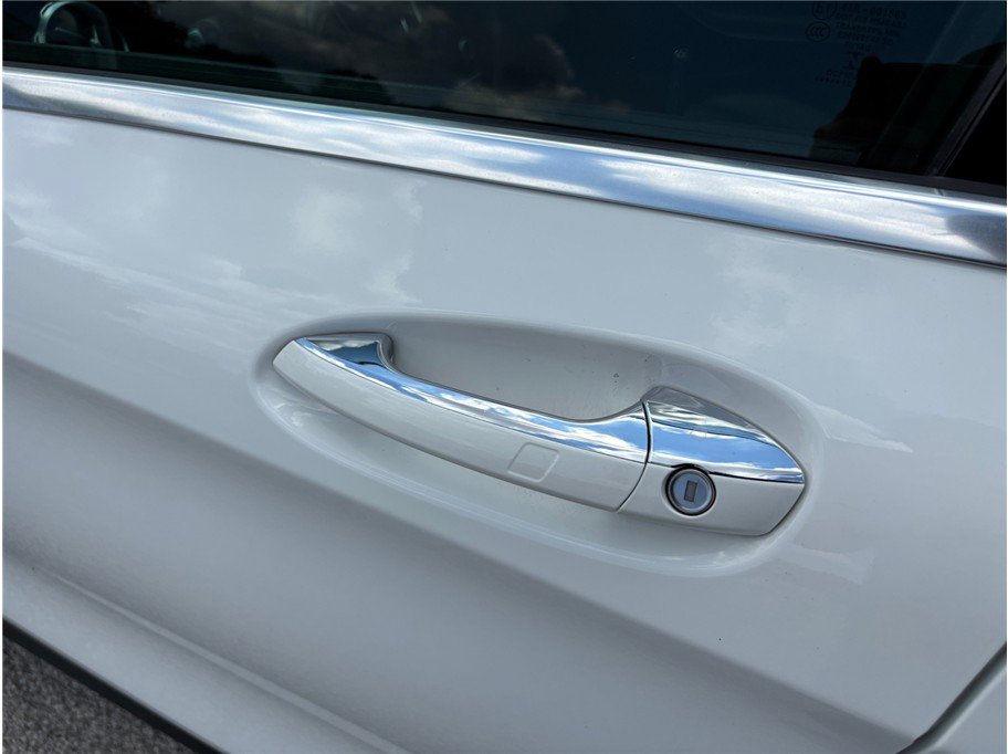 Used 2019 Mercedes-Benz GLA 250 GLA 250 Sport Utility 4D image 15