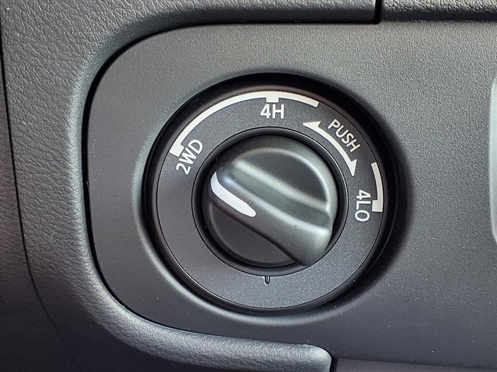 New 2026 Nissan Frontier PRO-4X image 14