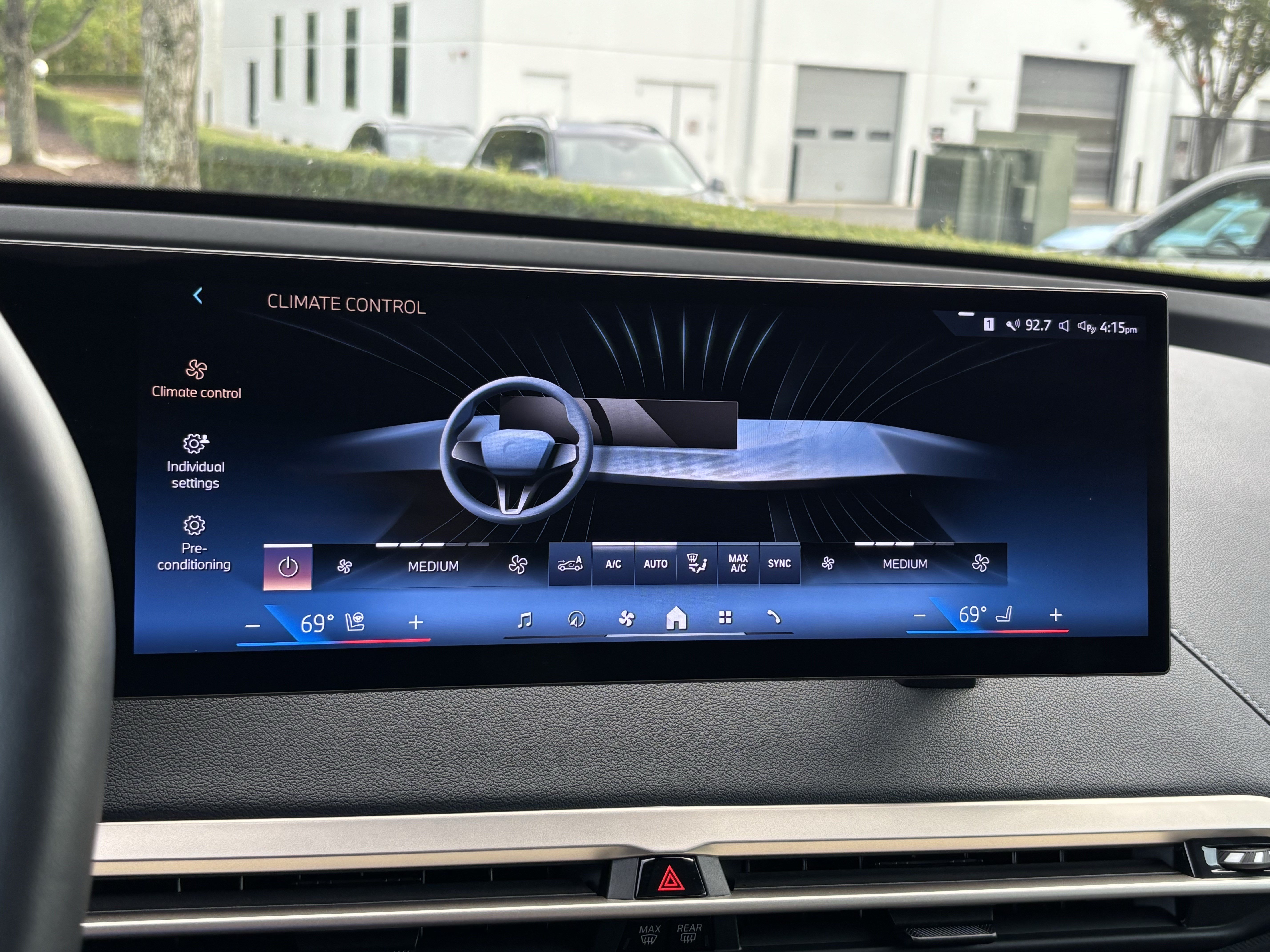 Certified 2024 BMW iX xDrive50 AWD/4WD image 29