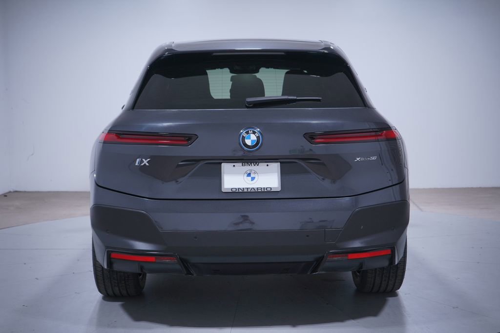 Used 2024 BMW iX xDrive50 image 5