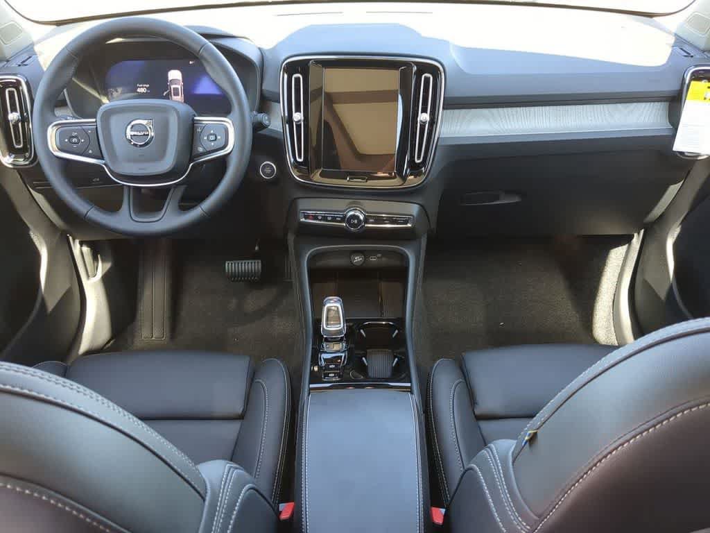 New 2026 Volvo XC40 B5 Plus w/ Protection Package Premier AWD/4WD image 14