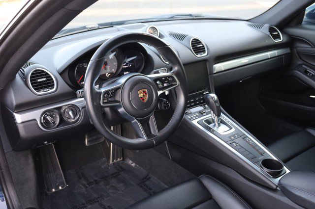 Used 2017 Porsche 718 Cayman S RWD image 24