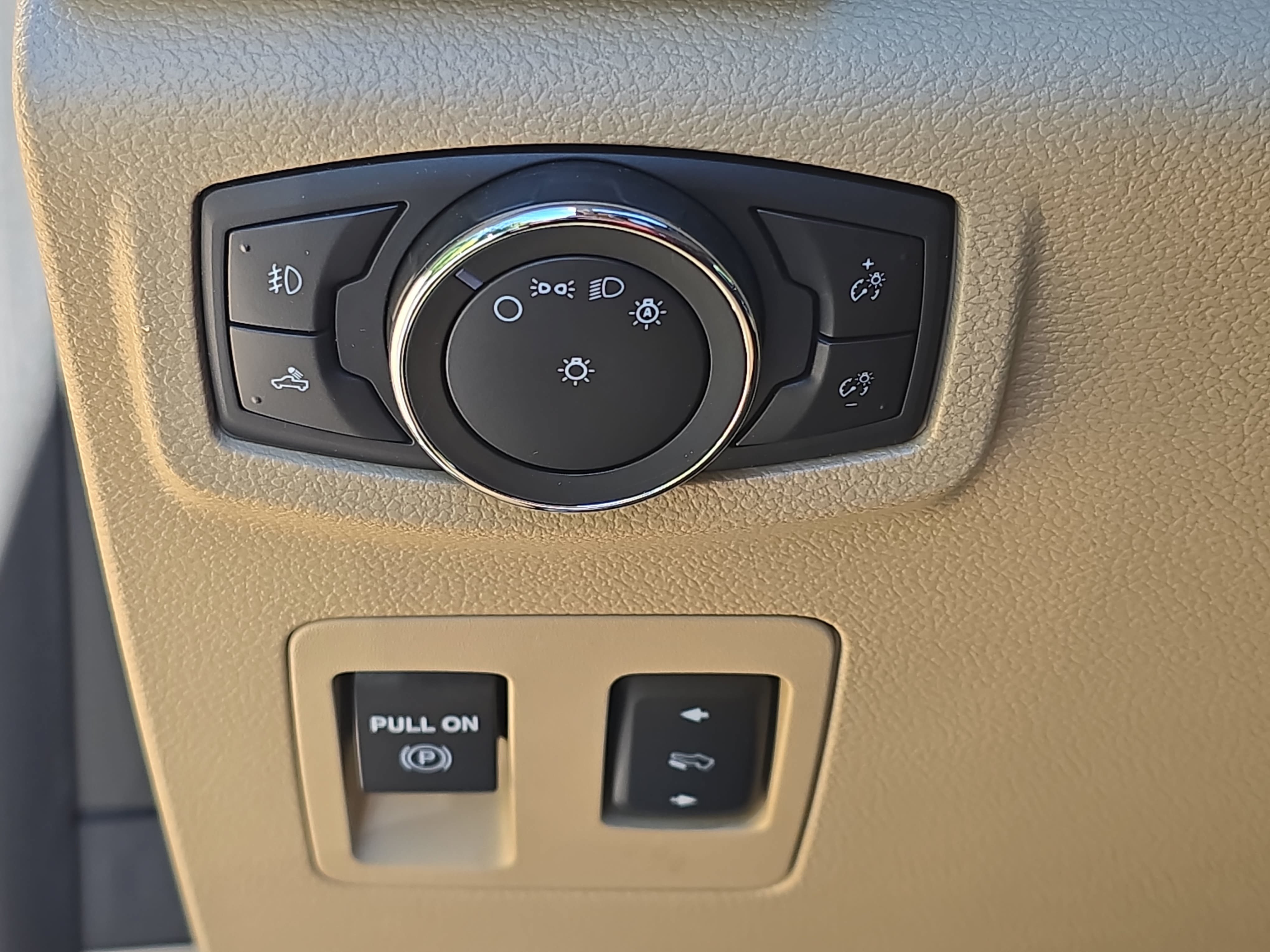 Used 2020 Ford F150 Lariat AWD/4WD image 25