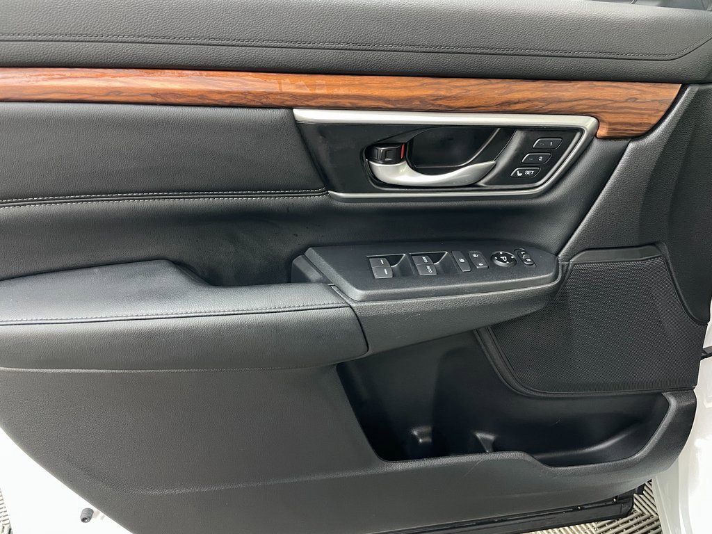 Used 2022 Honda CR-V EX-L image 24
