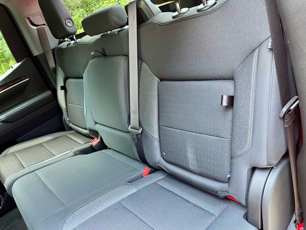 New 2026 GMC Sierra 1500 Elevation w/ LPO, Elevation Black Package image 19