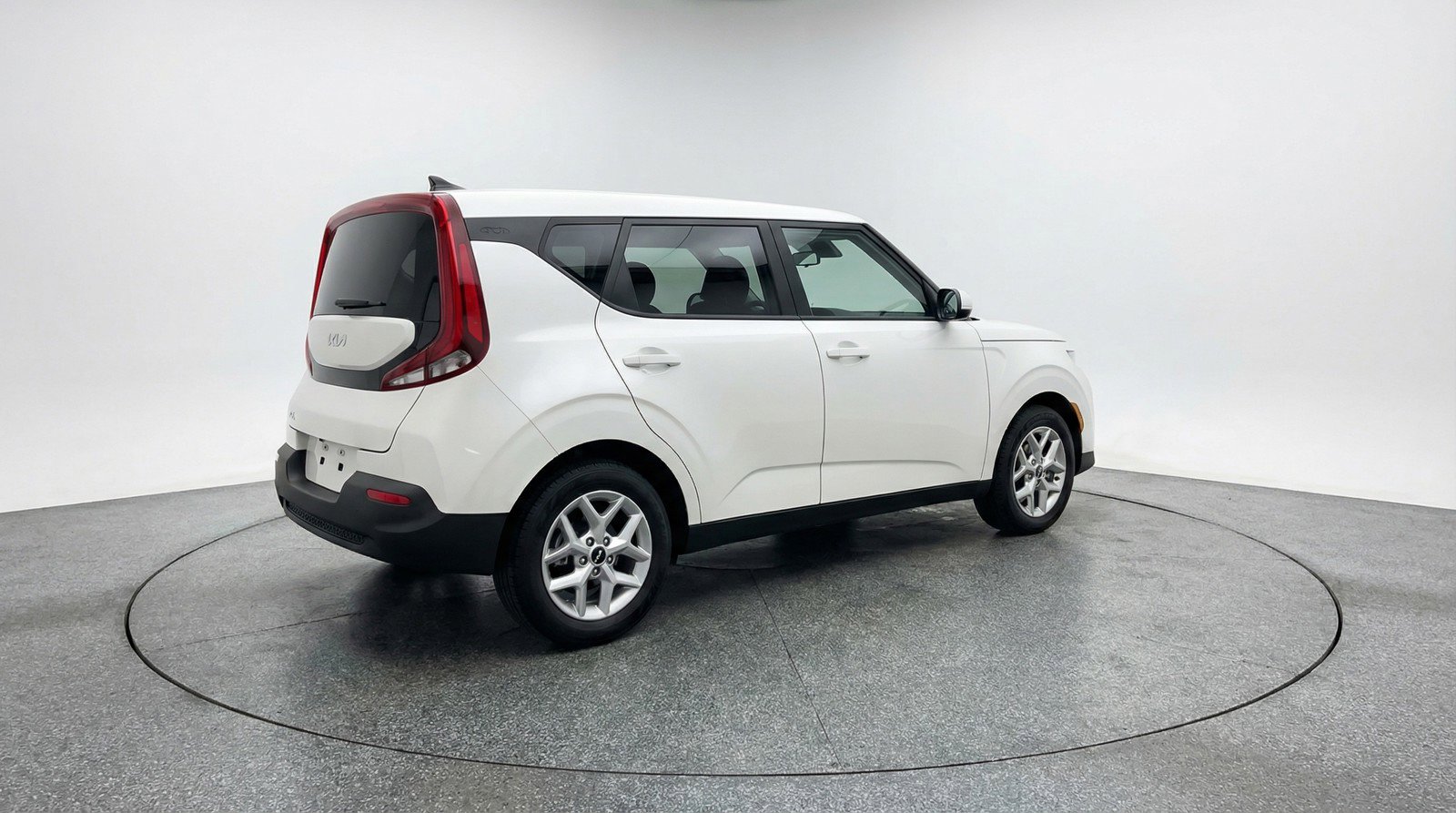 Used 2025 Kia Soul LX w/ LX Technology Package image 9