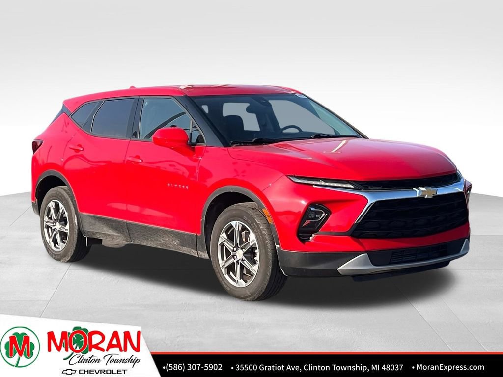 Used 2023 Chevrolet Blazer LT w/ Driver Confidence Package image 8