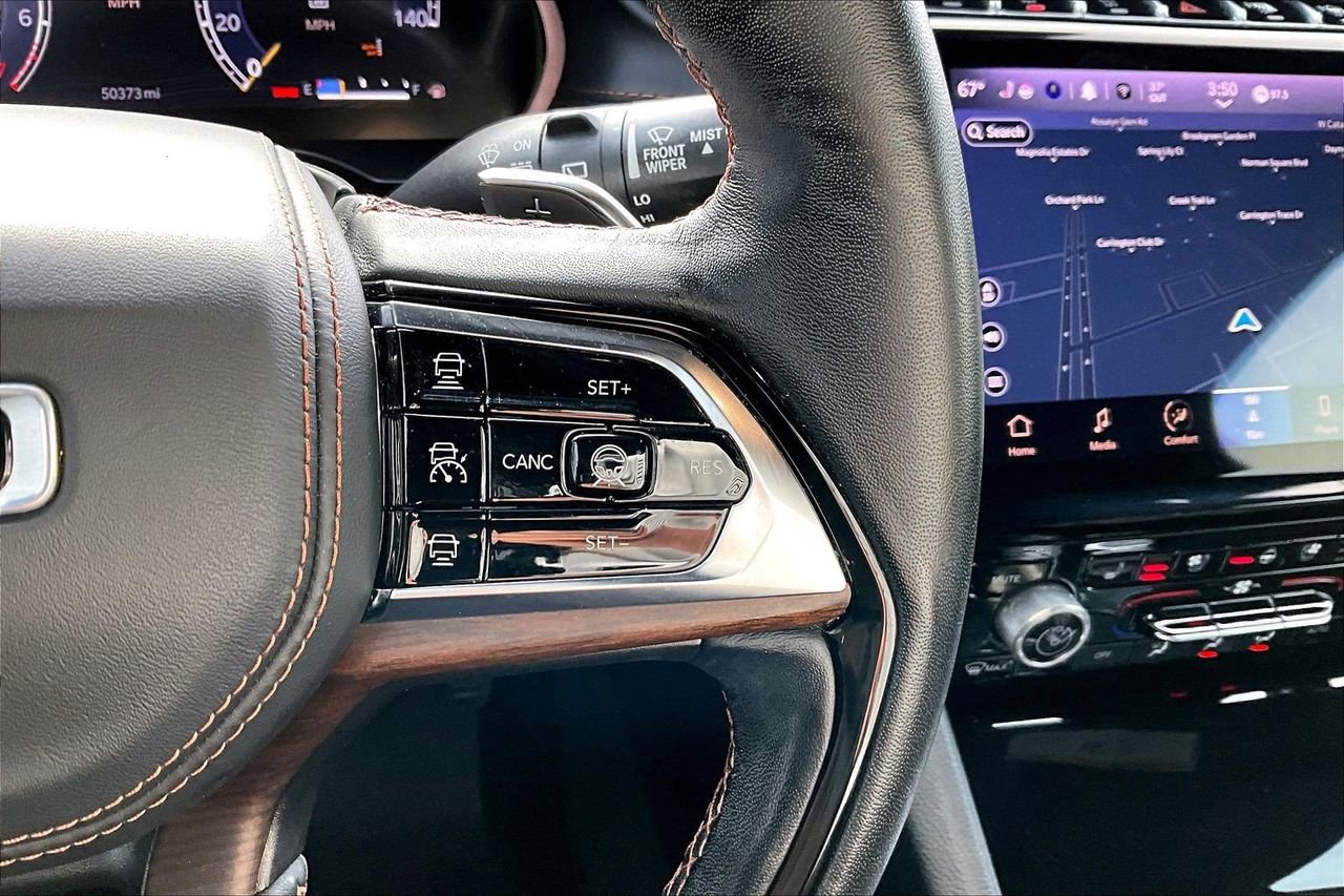 Certified 2022 Jeep Grand Cherokee Summit w/ Adv Protech Group IV image 31