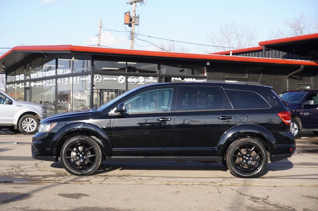 Used 2019 Dodge Journey GT w/ Blacktop Package image 4