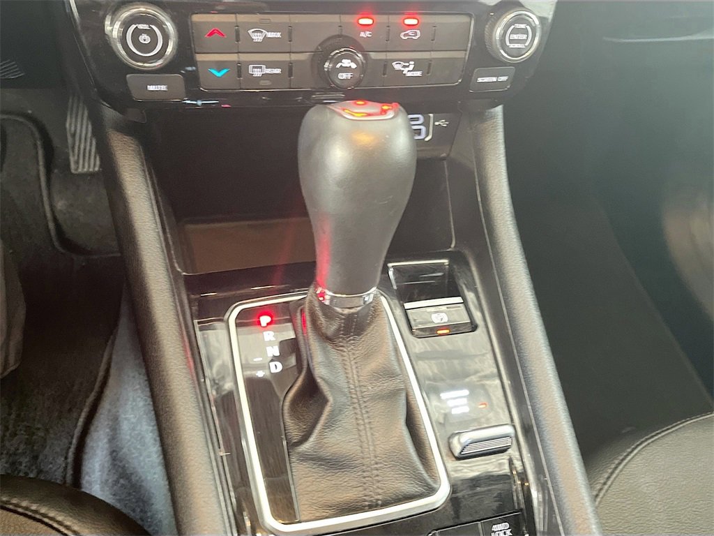 Used 2023 Jeep Compass Latitude image 16