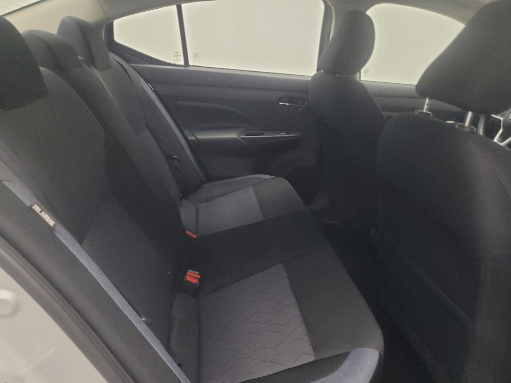 Used 2025 Nissan Versa SV FWD image 19