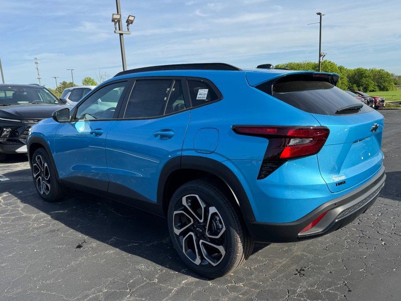 New 2026 Chevrolet Trax RS FWD image 29