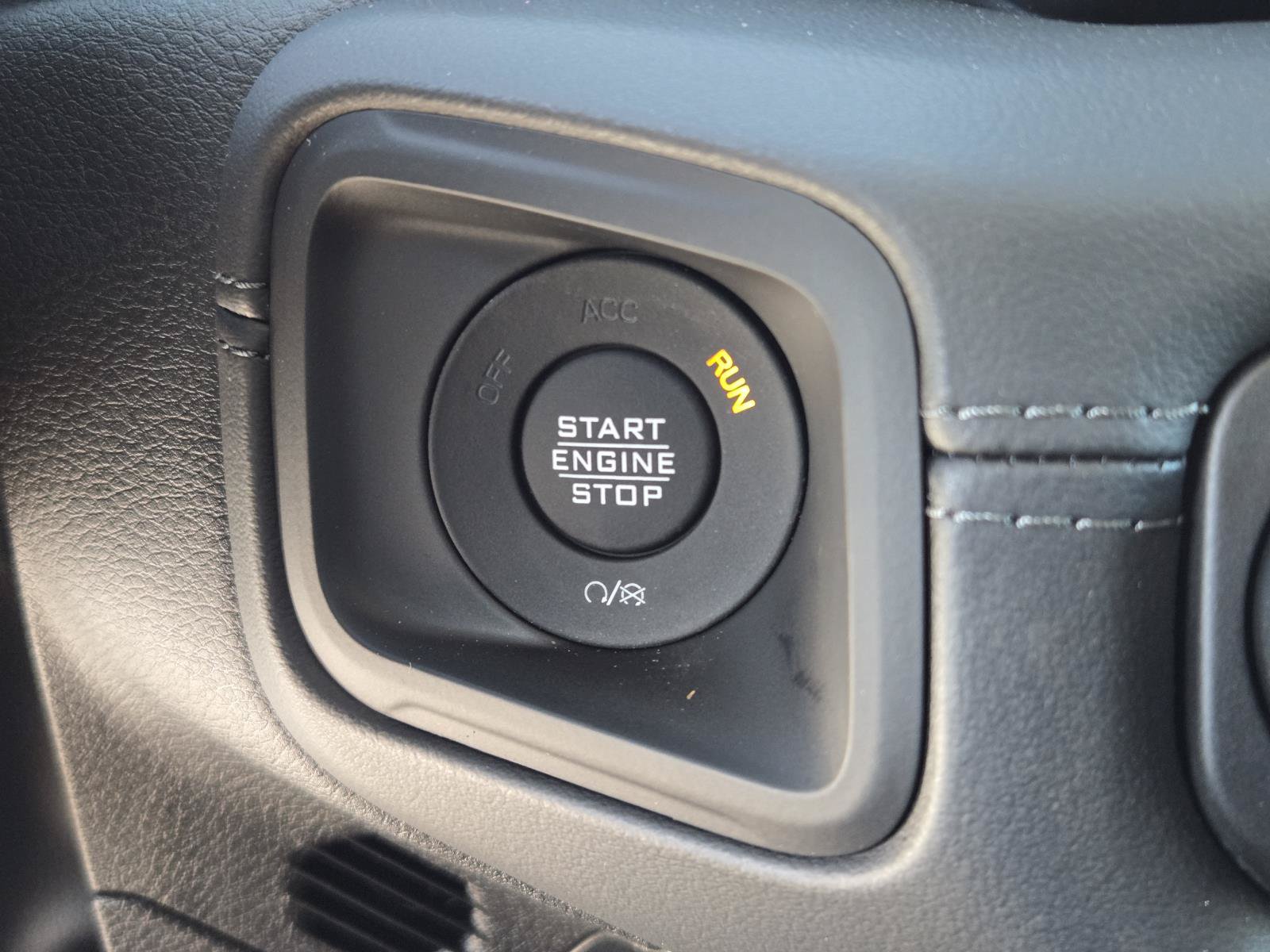 New 2026 Jeep Gladiator Mojave AWD/4WD image 12