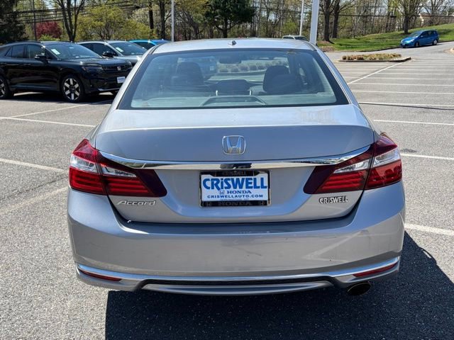 Used 2016 Honda Accord EX image 5