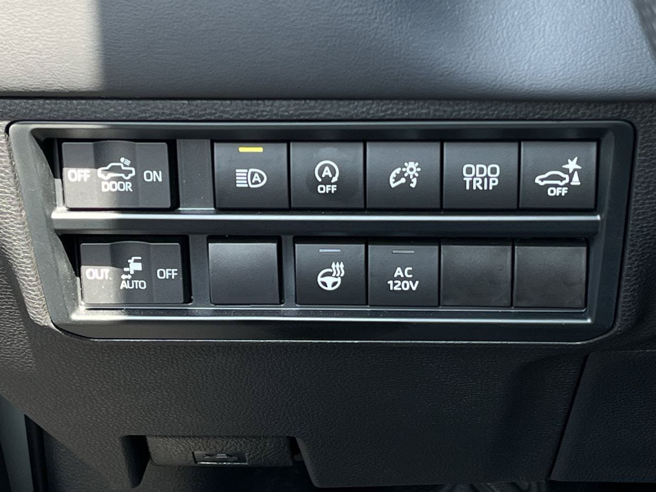 Used 2024 Toyota Tundra Platinum AWD/4WD image 20