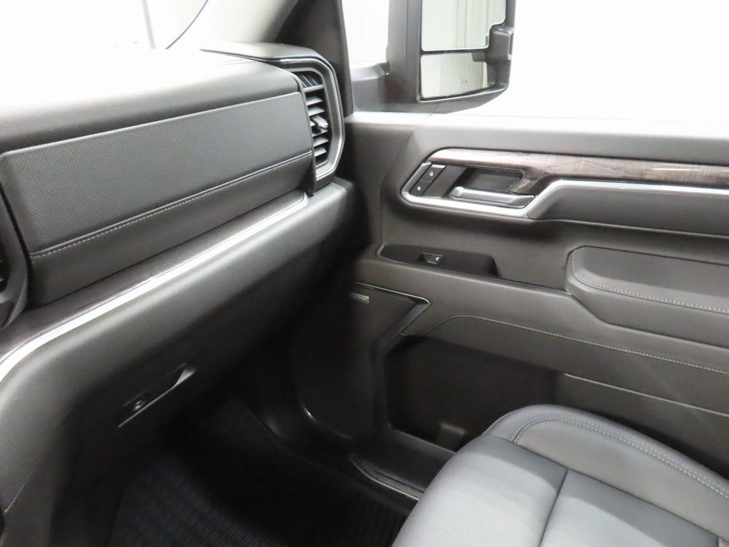 Used 2025 Chevrolet Silverado 2500 LTZ w/ Trail Boss Package image 24