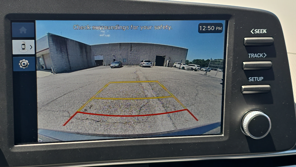New 2026 Hyundai Elantra SE FWD image 19