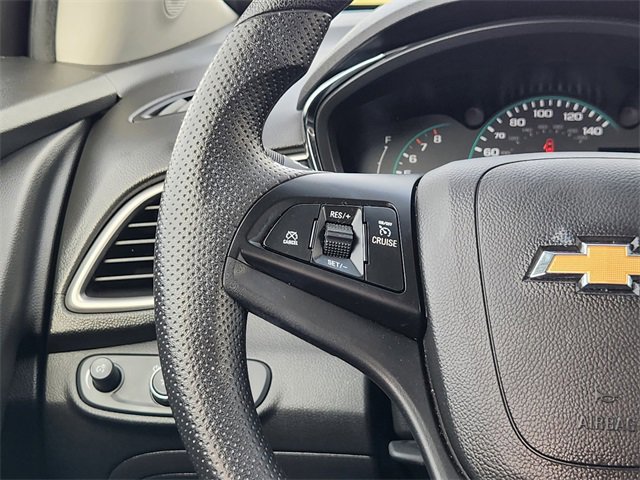 Used 2022 Chevrolet Trax LS w/ Tint and Cruise Package image 28