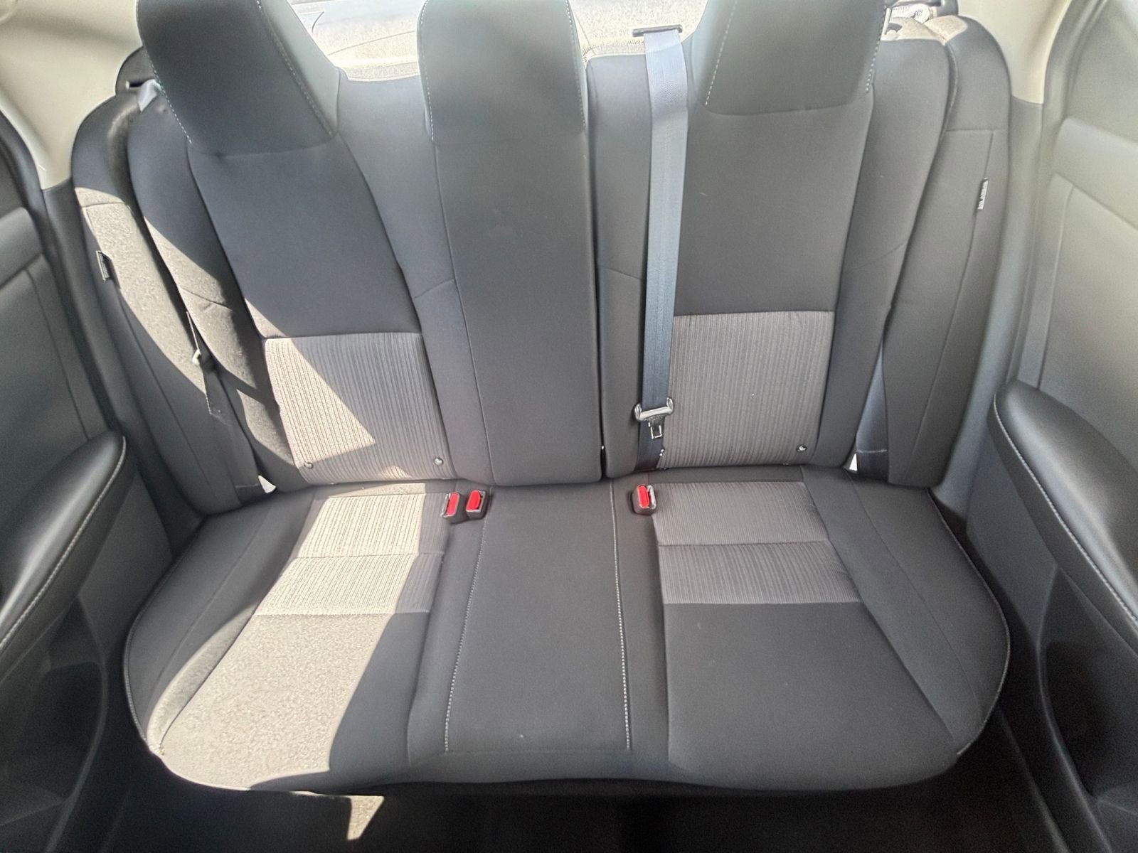 Used 2025 Nissan Sentra SV image 38