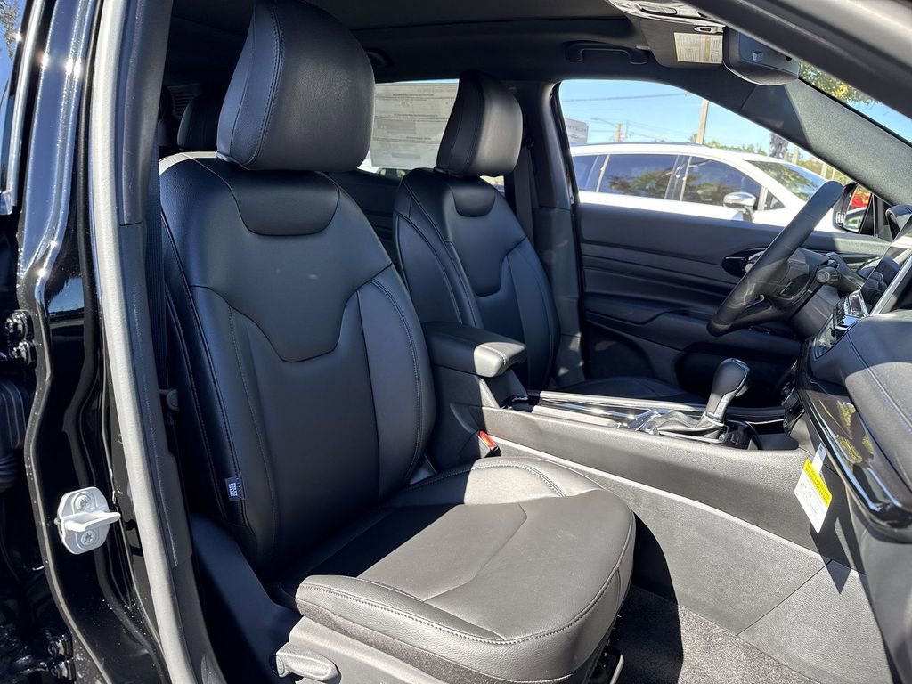 New 2026 Jeep Compass Limited w/ Sun, Sound & Navigation Group image 27