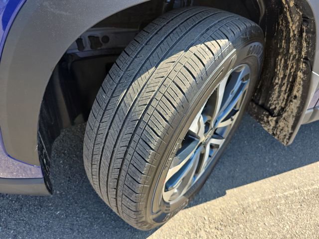 Used 2024 Toyota Corolla Cross XLE w/ Convenience Package image 42