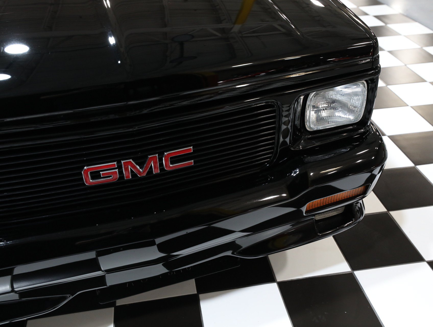 Used 1993 GMC Typhoon AWD/4WD image 10