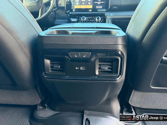 Used 2024 GMC Sierra 2500 AT4X AWD/4WD image 23