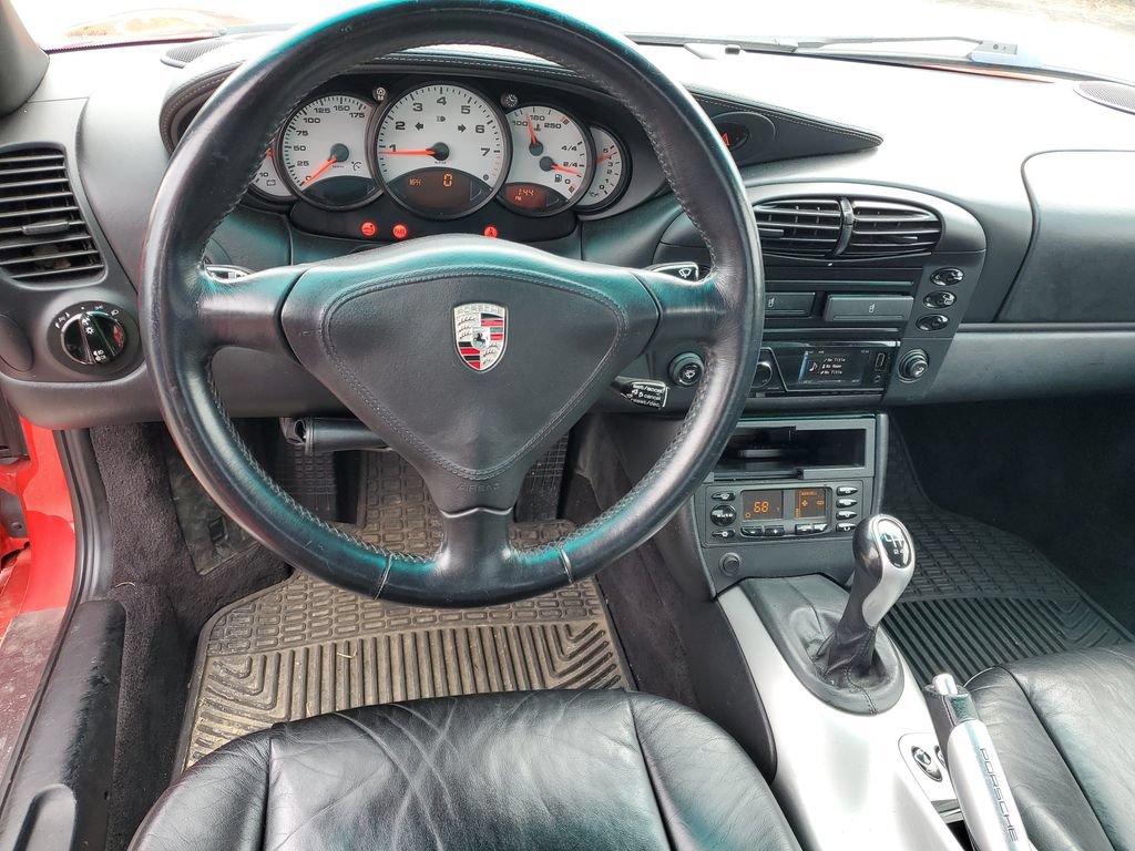 Used 2001 Porsche 911 Carrera RWD image 13