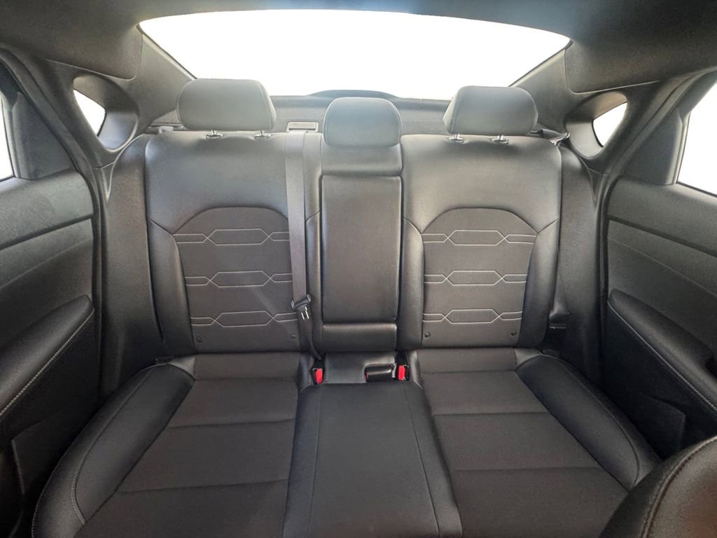 Used 2022 Kia Forte GT-Line image 17