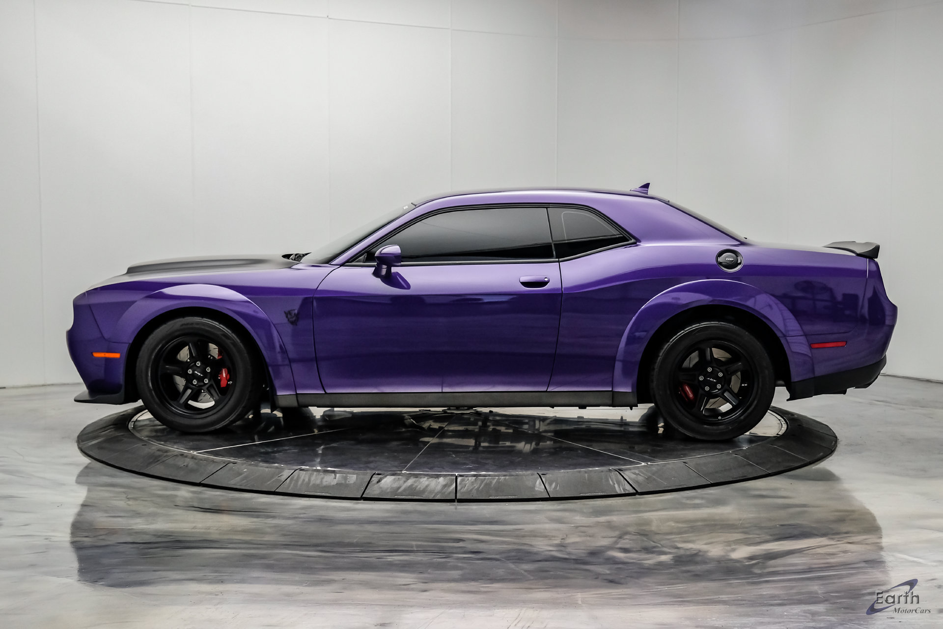 Used 2018 Dodge Challenger SRT Demon RWD image 8
