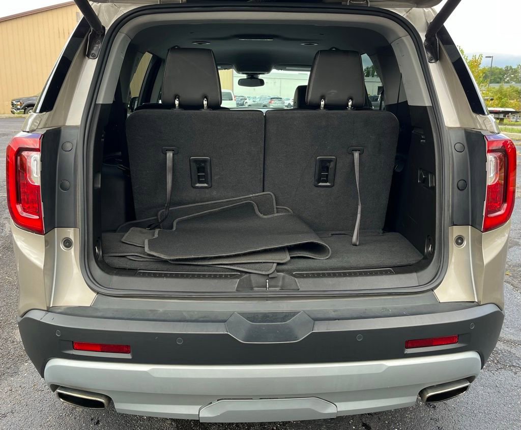 Certified 2023 GMC Acadia SLT image 4