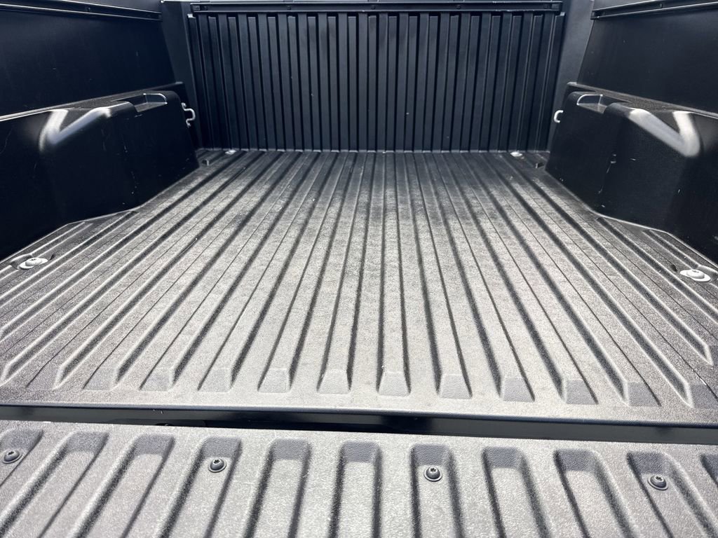 Used 2024 Toyota Tacoma SR5 RWD image 18