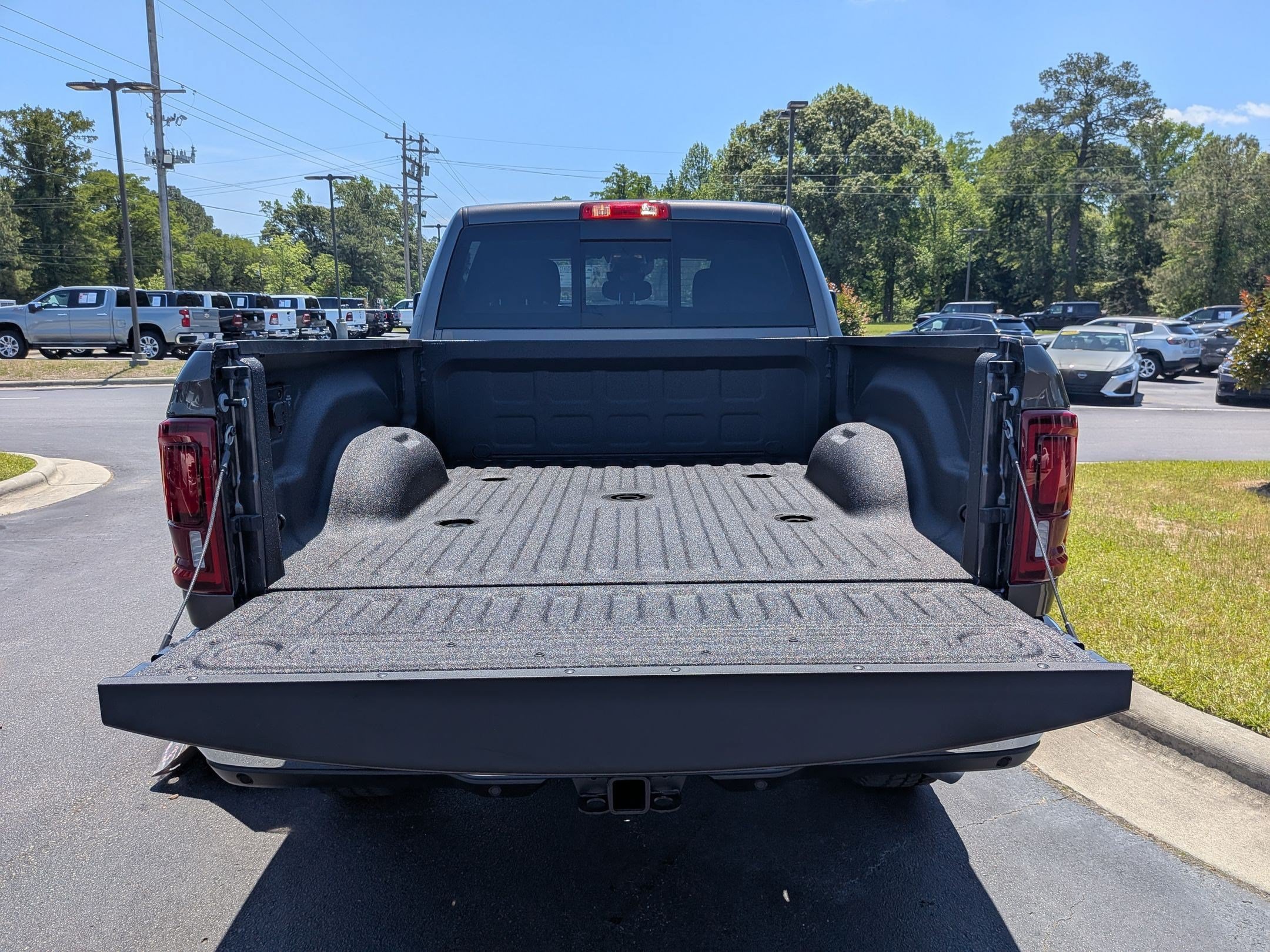New 2026 RAM 2500 Big Horn AWD/4WD image 17