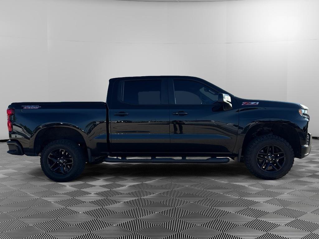 Used 2020 Chevrolet Silverado 1500 LT Trail Boss w/ Midnight Edition AWD/4WD image 5