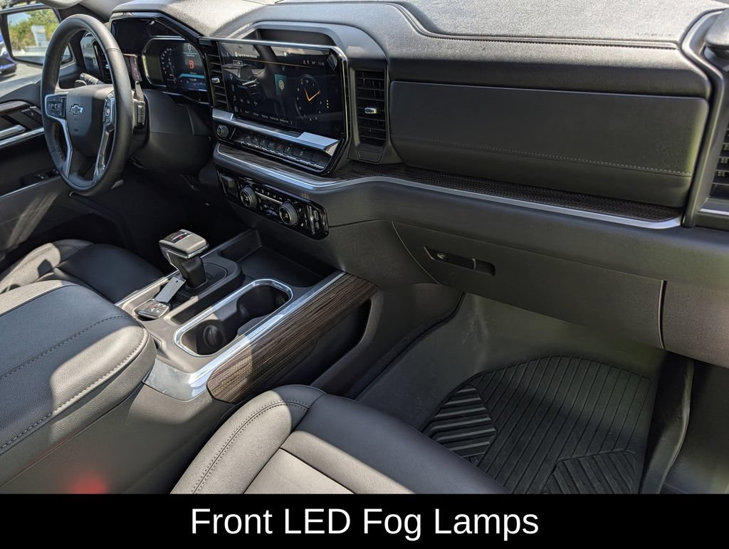 Used 2026 Chevrolet Silverado 1500 LT Trail Boss w/ LT Trail Boss Premium Package AWD/4WD image 34
