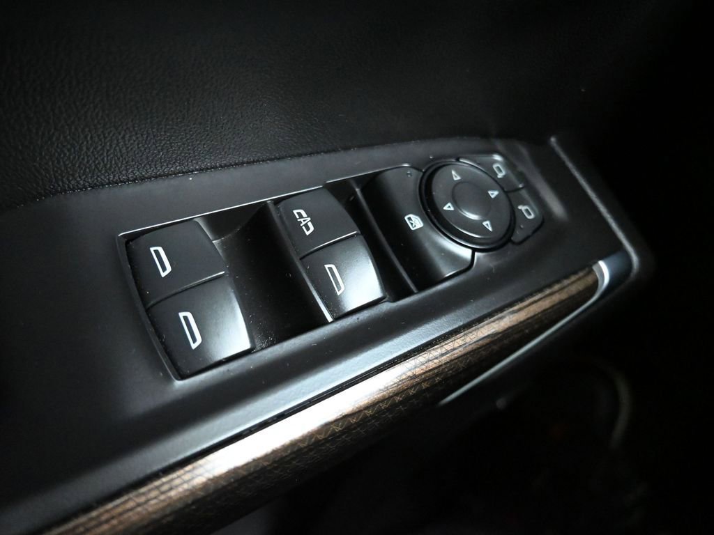 Used 2021 Chevrolet Silverado 1500 LT Trail Boss w/ Convenience Package II image 26