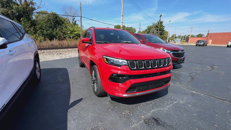 Used 2024 Jeep Compass Limited image 7