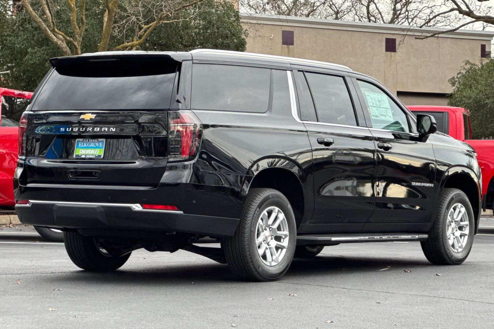 New 2026 Chevrolet Suburban LS w/ Max Trailering Package image 3