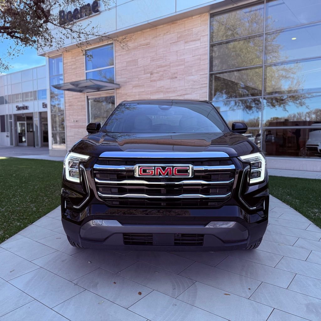 Used 2026 GMC Terrain Elevation image 3