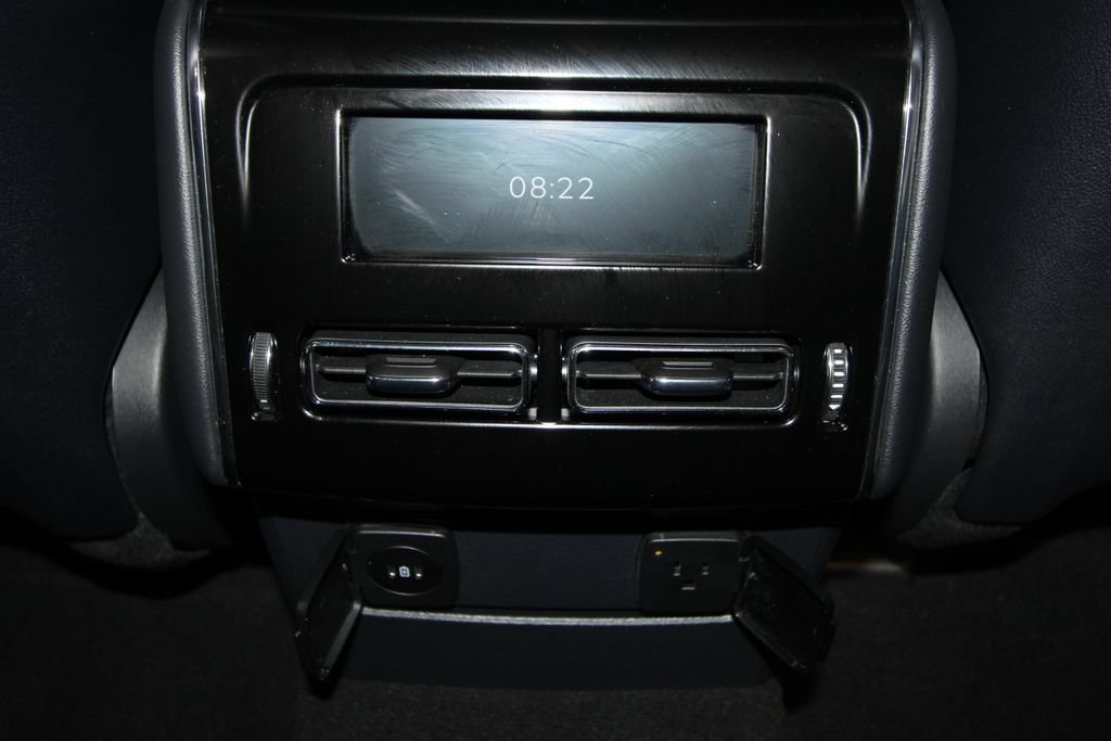 Used 2026 Lincoln Aviator Reserve AWD/4WD image 30