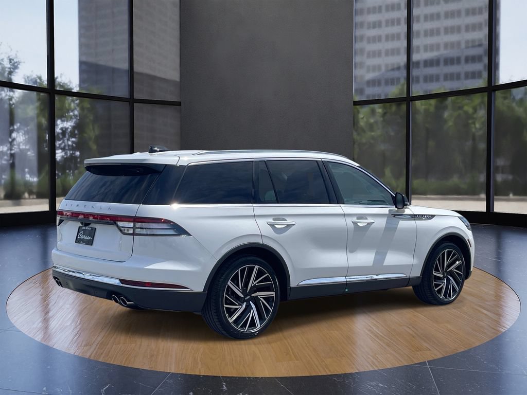 Used 2025 Lincoln Aviator Reserve w/ Equipment Group 201A AWD/4WD image 4