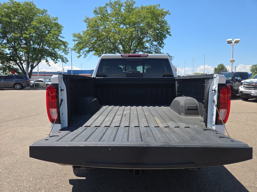 Used 2024 GMC Sierra 1500 SLE w/ Preferred Package AWD/4WD image 17