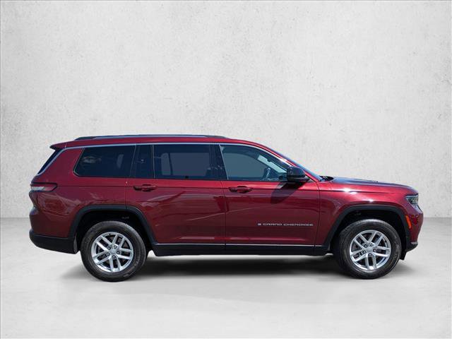 Used 2023 Jeep Grand Cherokee L Laredo AWD/4WD image 4