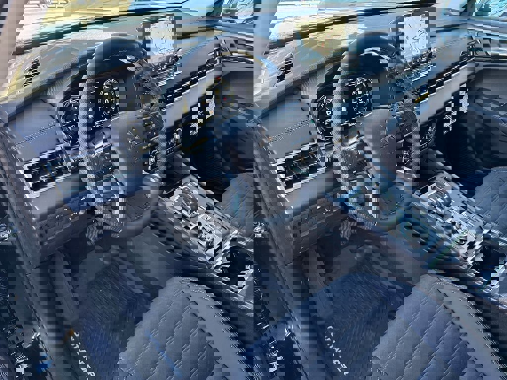 New 2025 Mitsubishi Outlander SE image 20