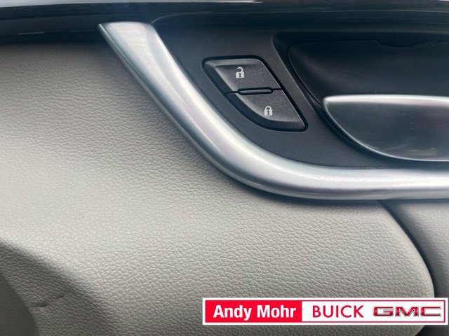 Used 2013 Cadillac XTS Premium FWD image 46
