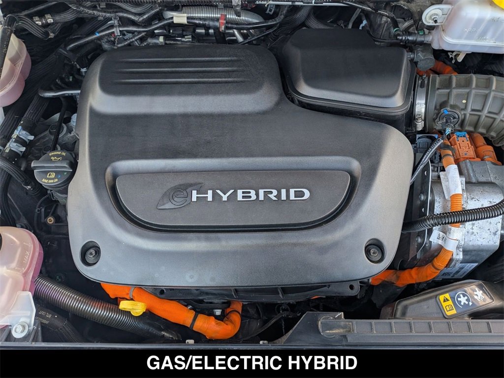 Used 2022 Chrysler Pacifica Limited w/ Uconnect Theater Family Group image 20