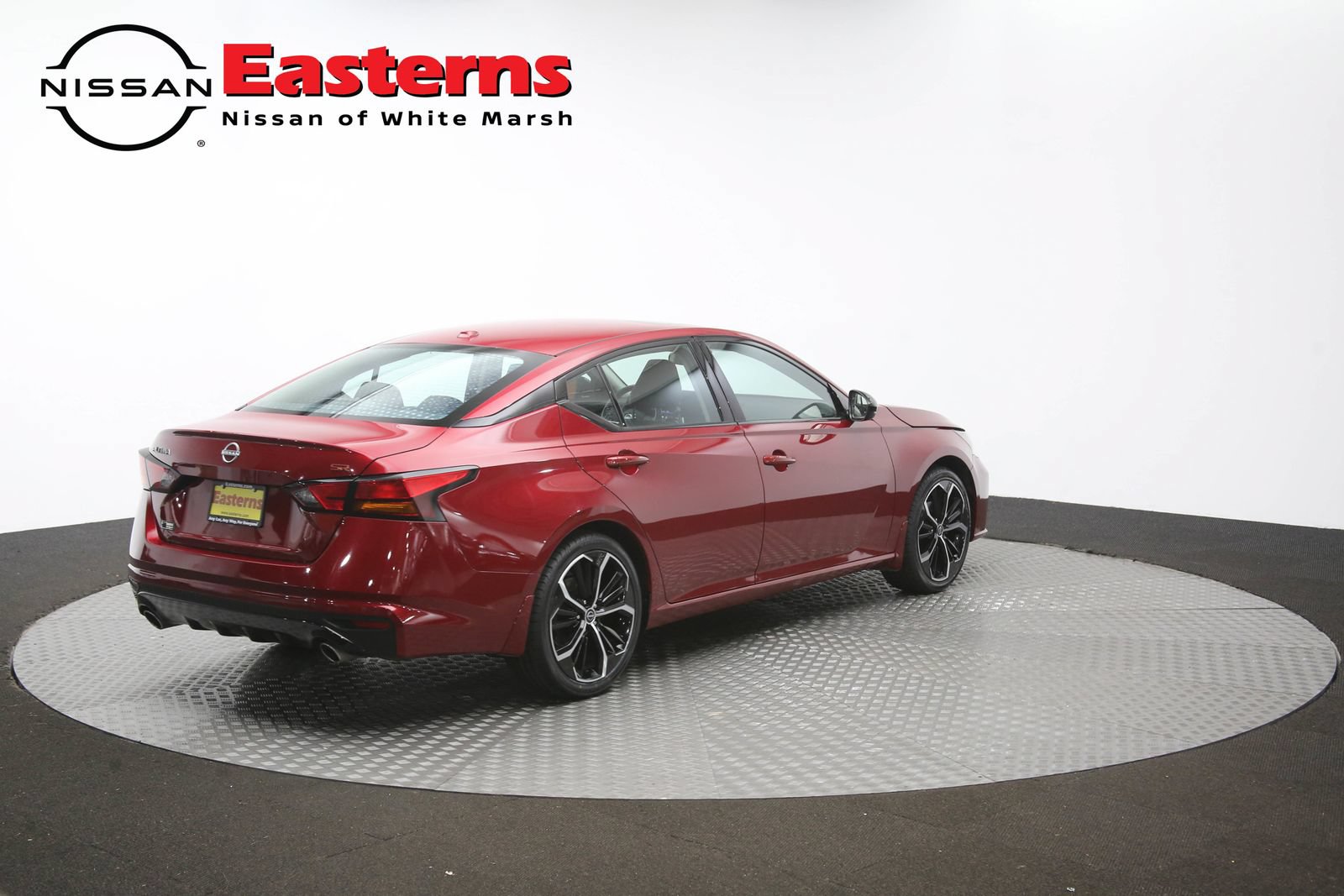 Used 2024 Nissan Altima 2.5 SR w/ SR Premium Package FWD image 40